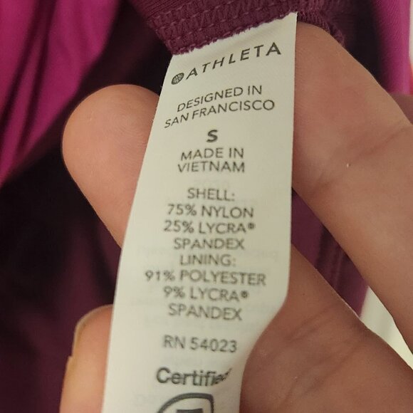 Athleta ColorBlock D-DD Crop Bikini Top. NWT. Size Small. - Picture 9 of 10